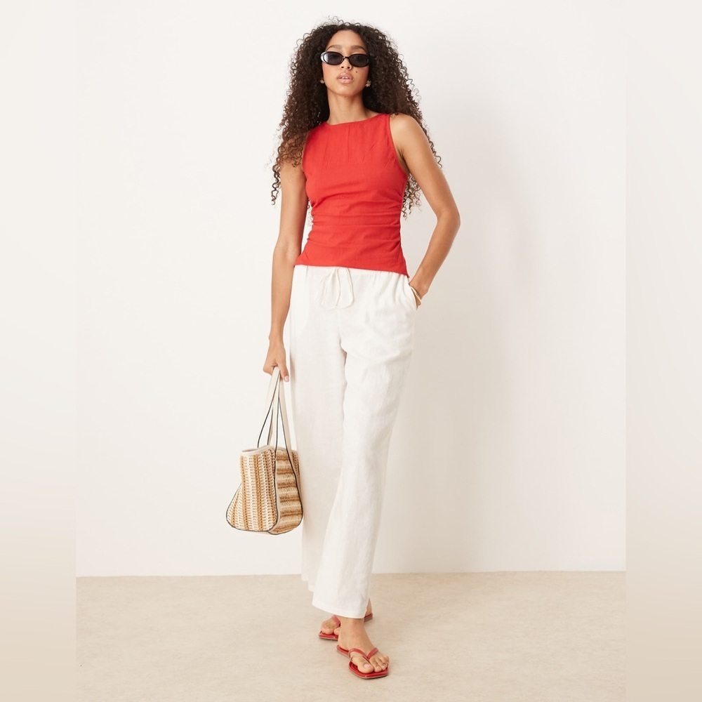 FREE PEOPLE | NWT Kaylor backless linen top | size medium